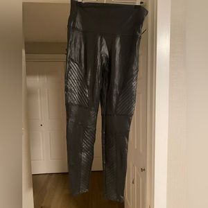 Spanx Motto Fake leather leggings Sz L